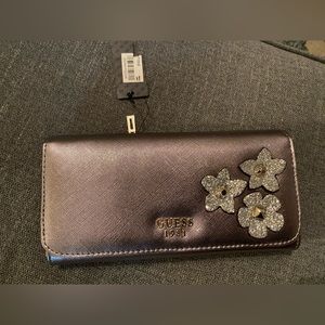 NWT Guess wallet